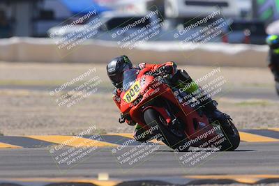 media/Oct-08-2023-CVMA (Sun) [[dbfe88ae3c]]/Race 5 Amateur Supersport Open/